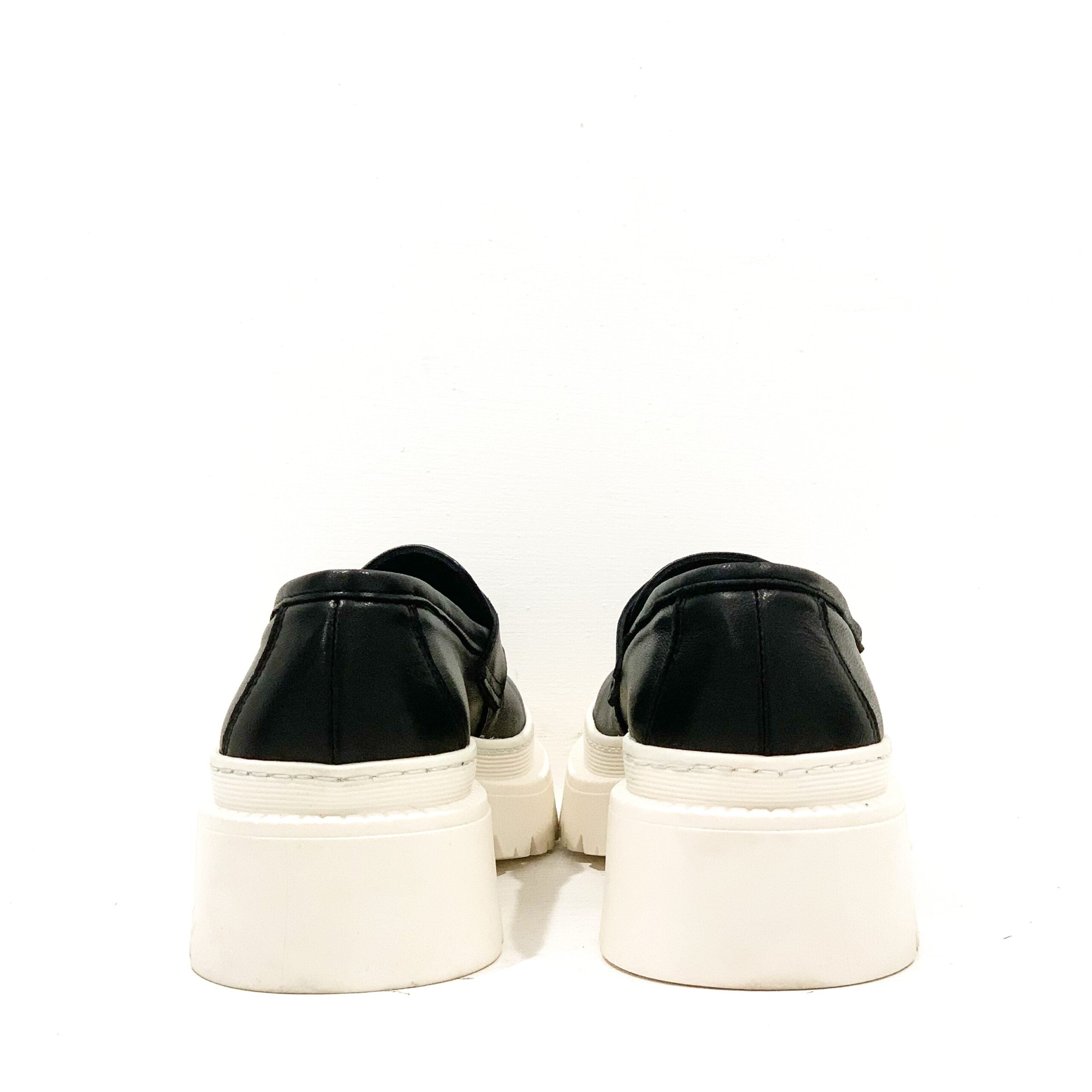 Women's leather loafer DNOT2079