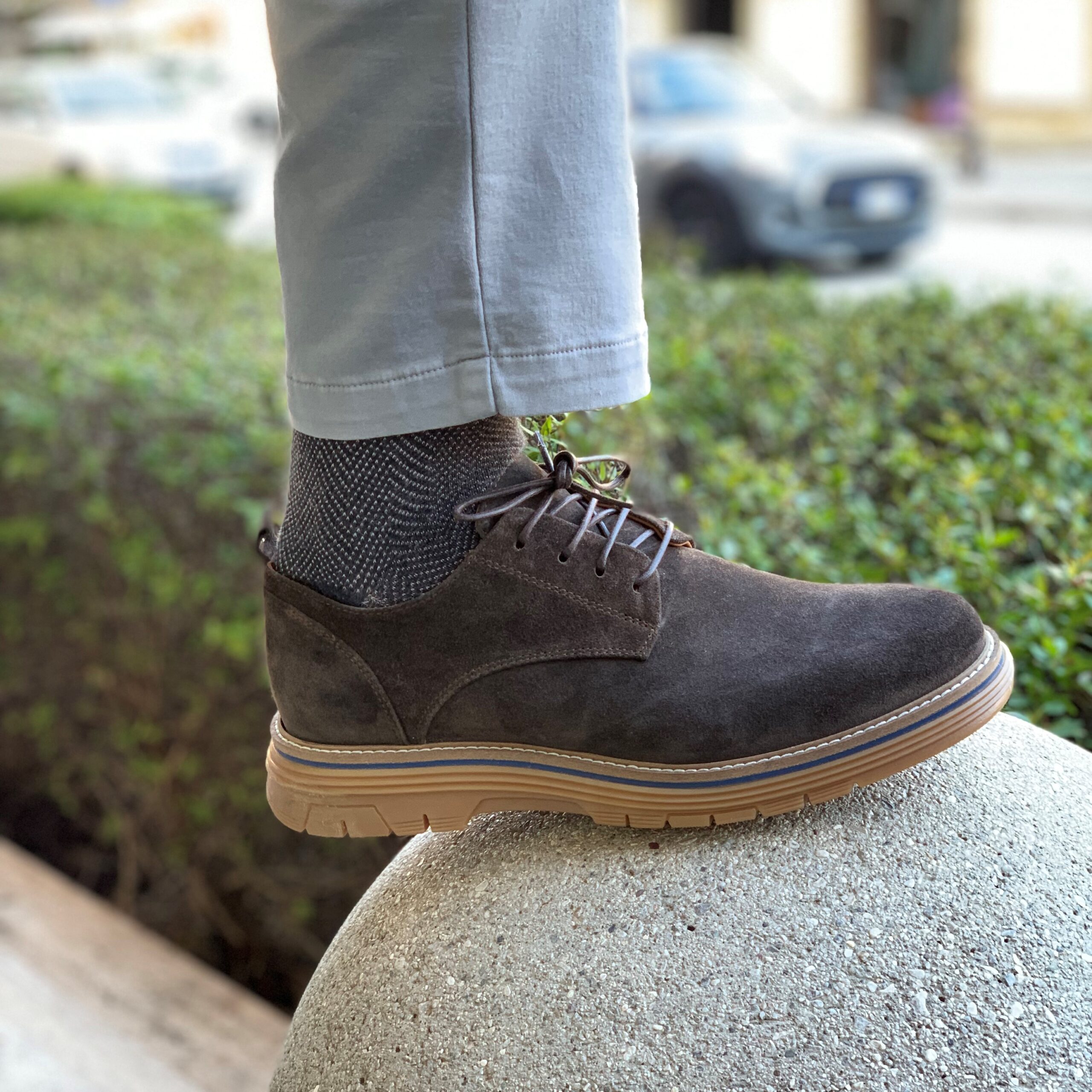 Scarpe Derby Uomo Allacciata in Pelle Crosta Marrone UNOT110D3