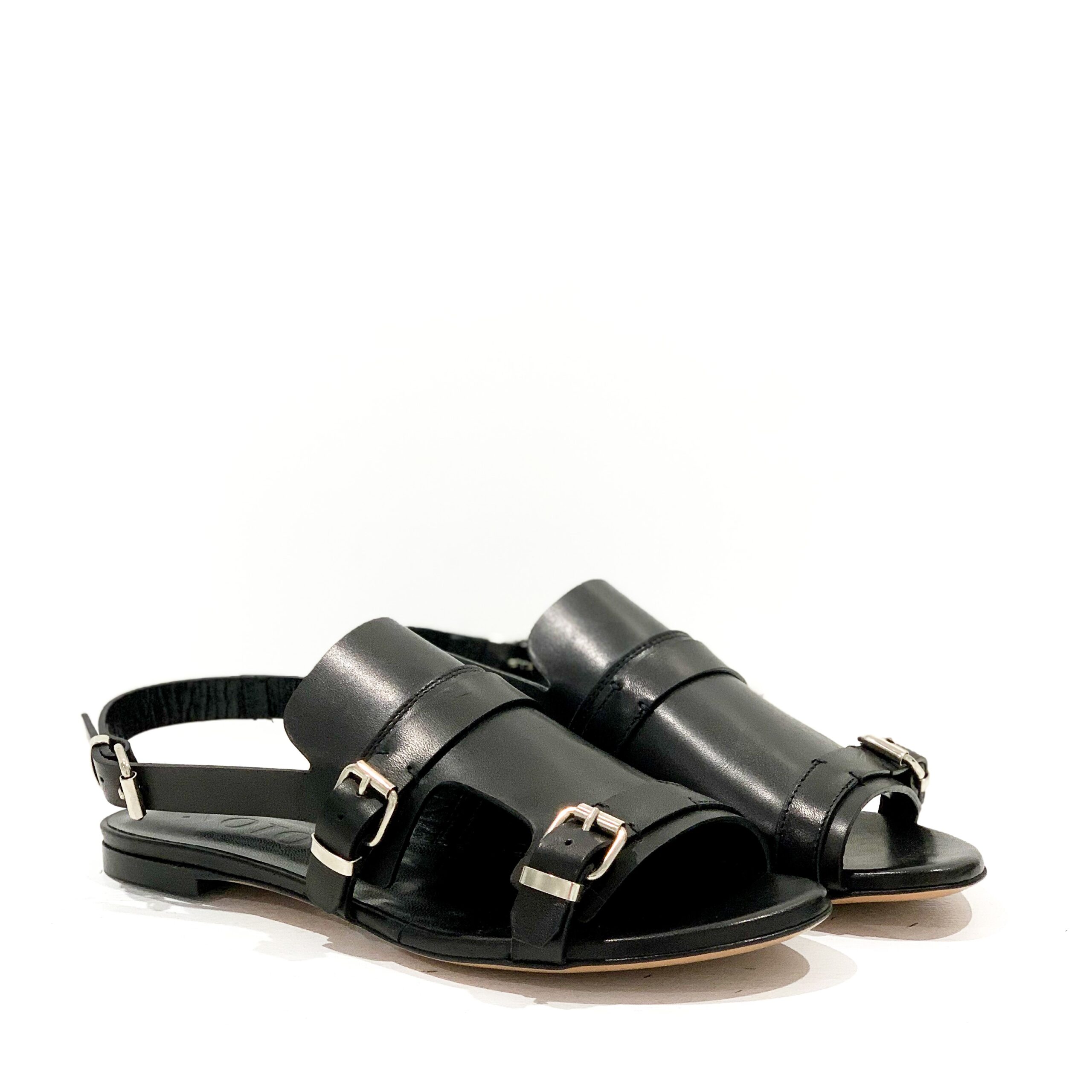 Sandalo Flat in Pelle con Fibbie C5