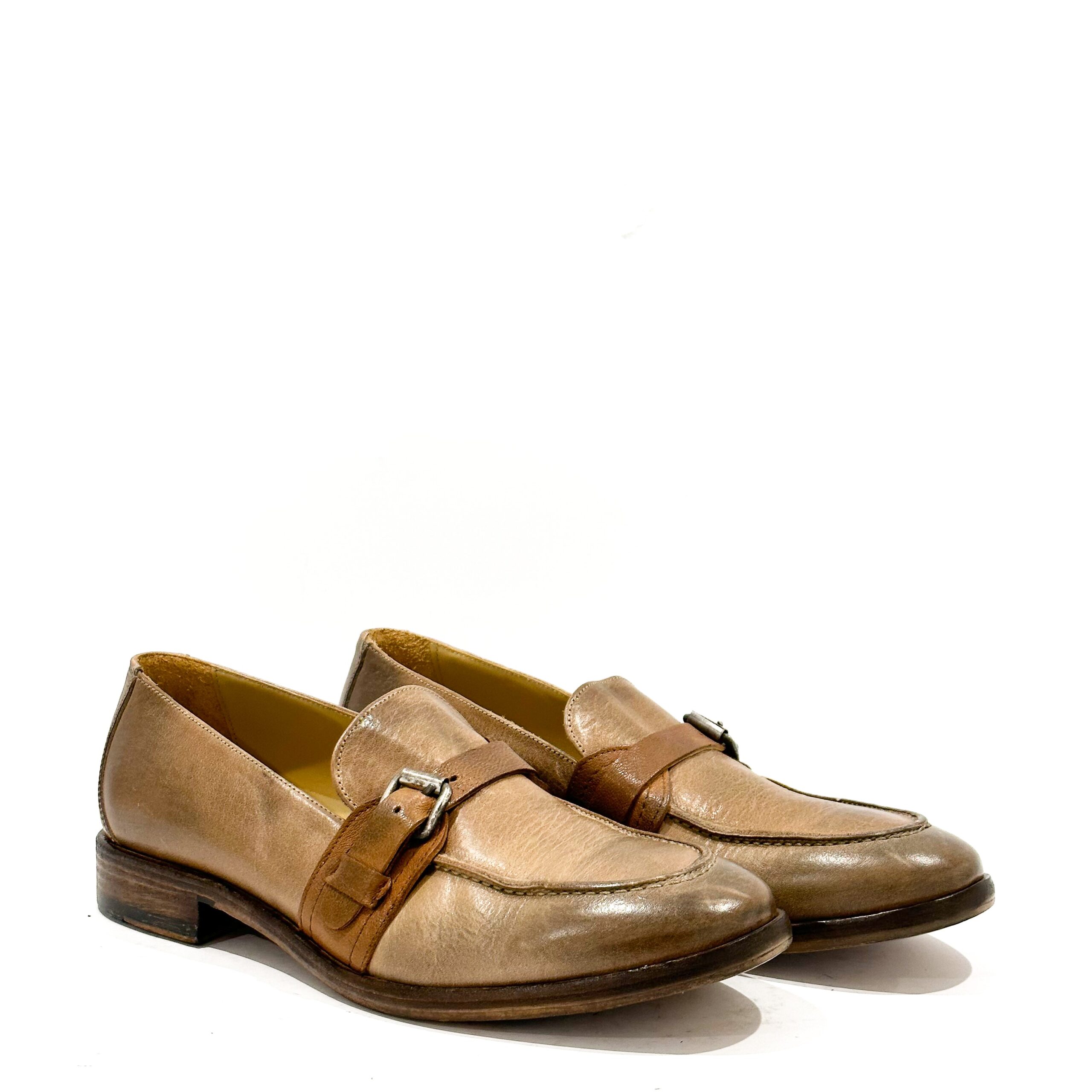 NOTO Mocassino in pelle con fibbia 2611