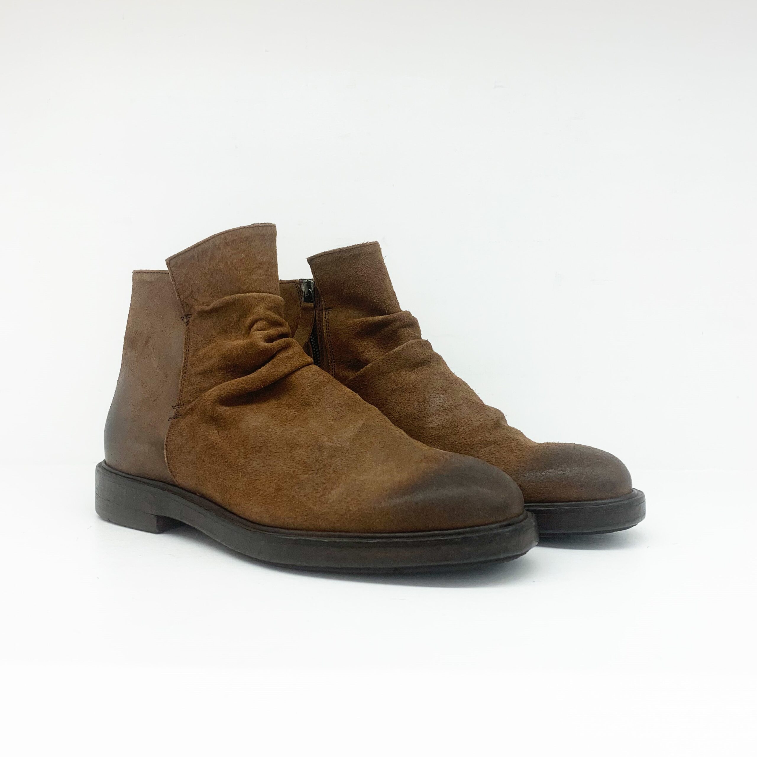 Stivaletto in crosta 2503