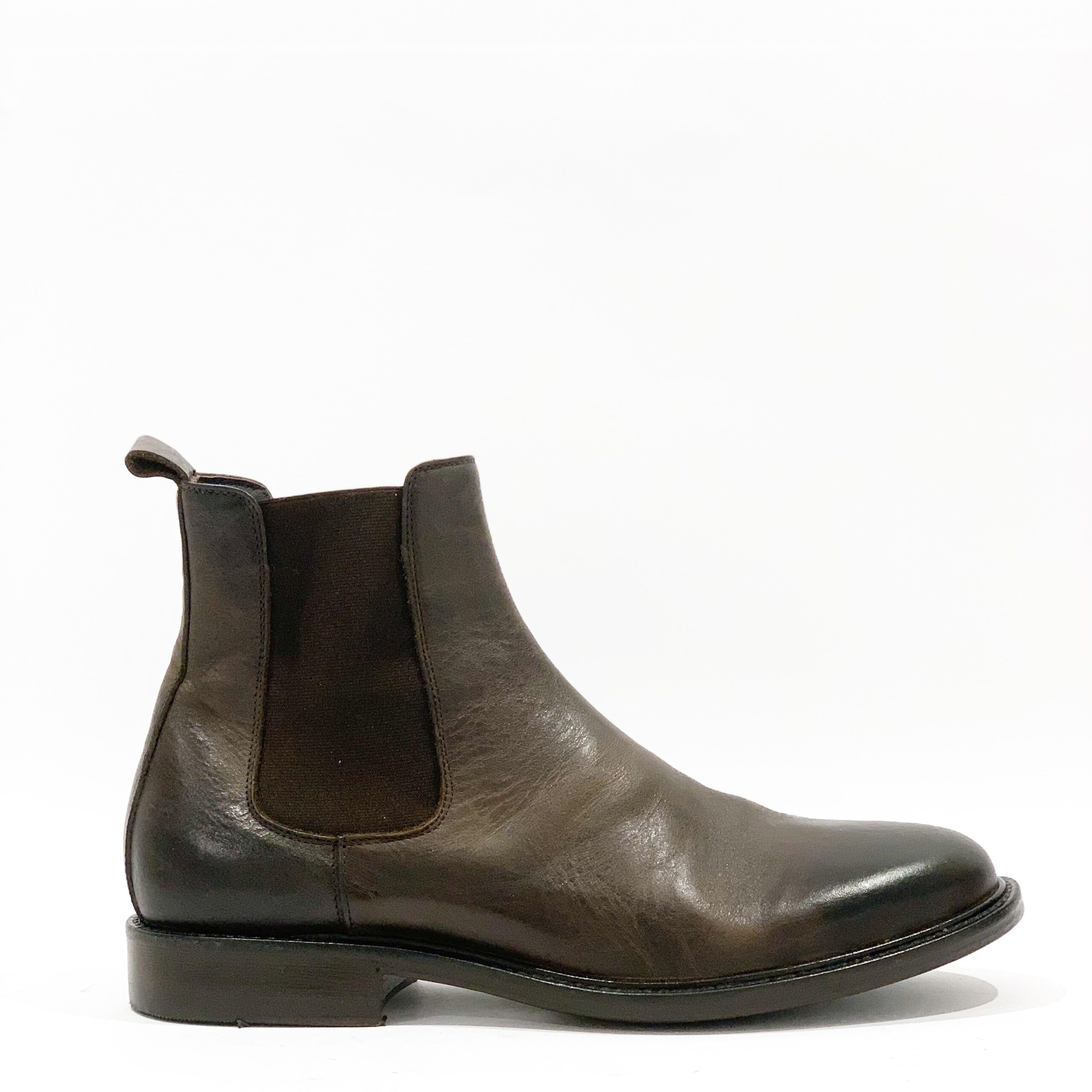 Beatles in pelle tuffata 2301